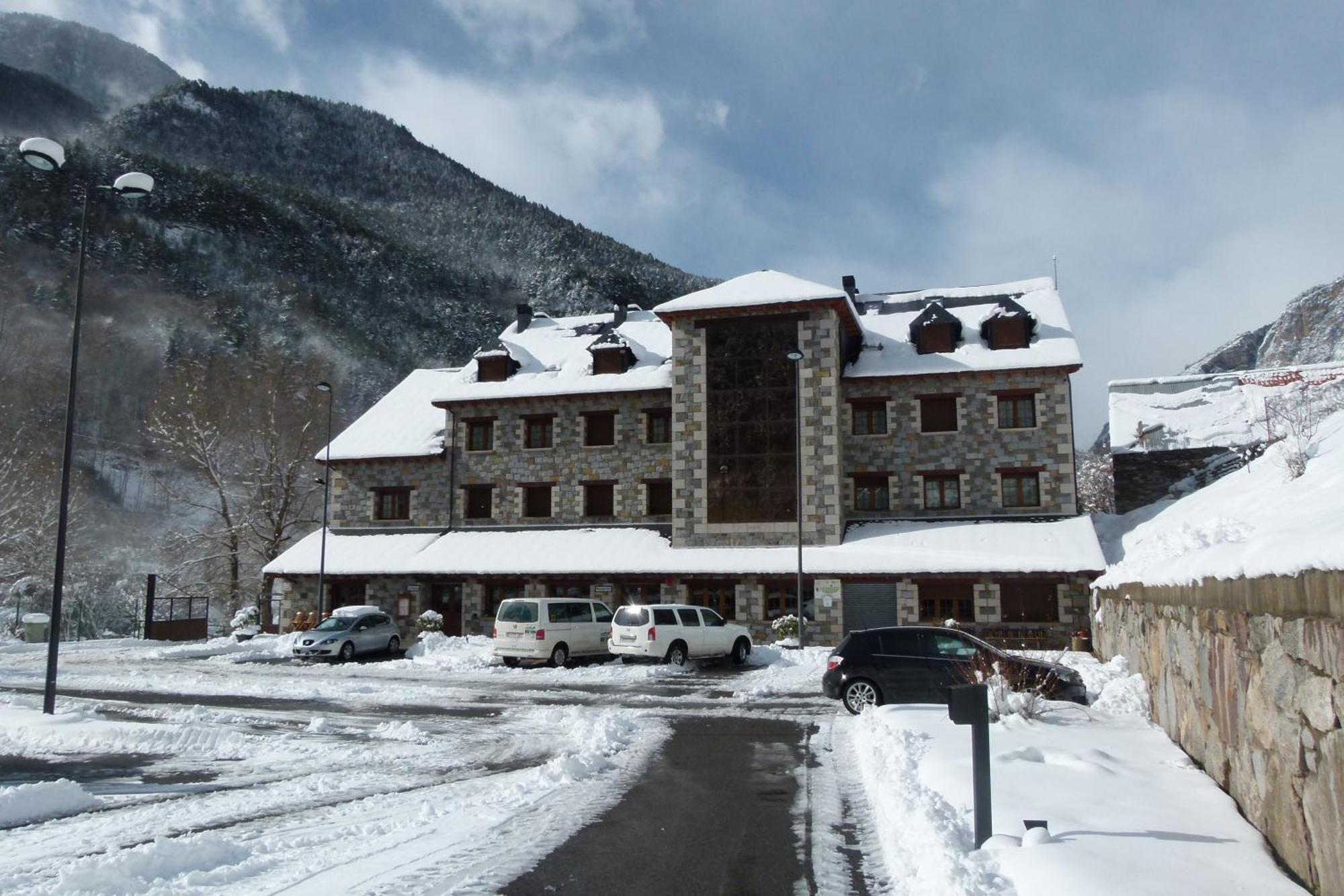 Complejo Turistico Bielsa Hotel Y Camping エクステリア 写真