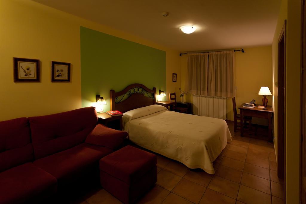 Complejo Turistico Bielsa Hotel Y Camping 部屋 写真