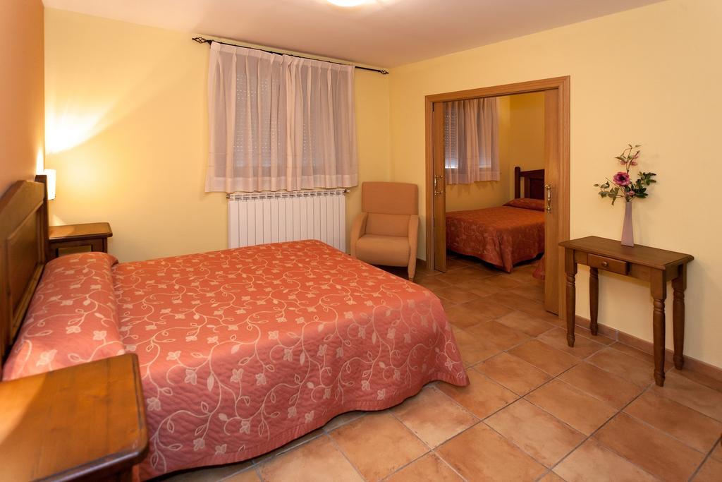 Complejo Turistico Bielsa Hotel Y Camping 部屋 写真